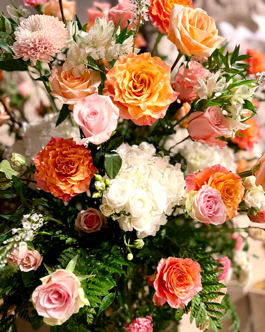 Hydrangea & Rose Elegance